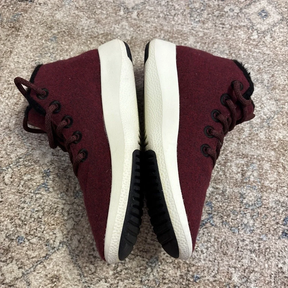 Allbirds Women's Wool Runner Up Mizzle‎ Fluff High Top Sneakers Shoes sz 9 Wine